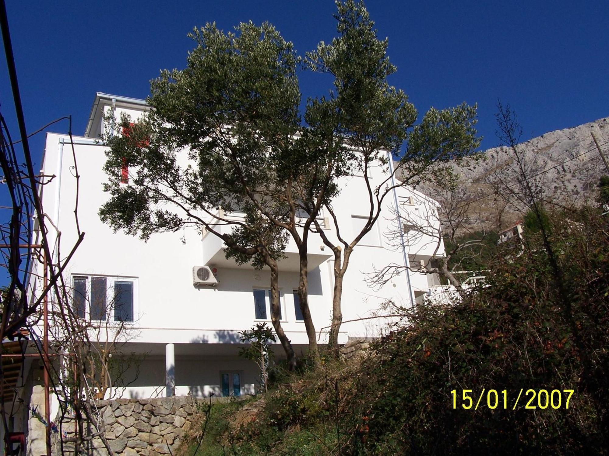 Apartments Perdijic Nemira Omiš Exterior foto