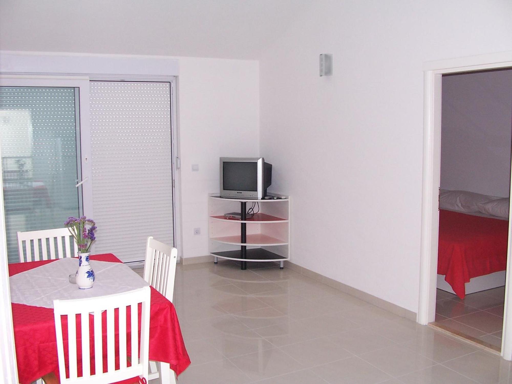 Apartments Perdijic Nemira Omiš Exterior foto