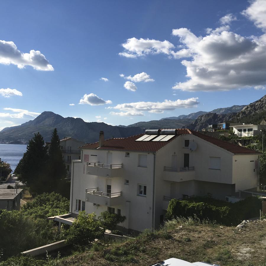 Apartments Perdijic Nemira Omiš Exterior foto